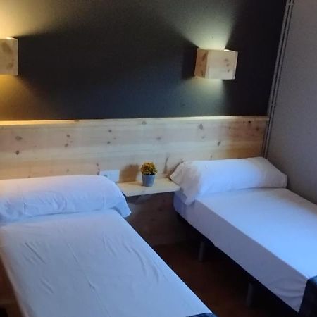 Hostal Casa Pirineus & Deportes De Aventura Baró Exterior foto