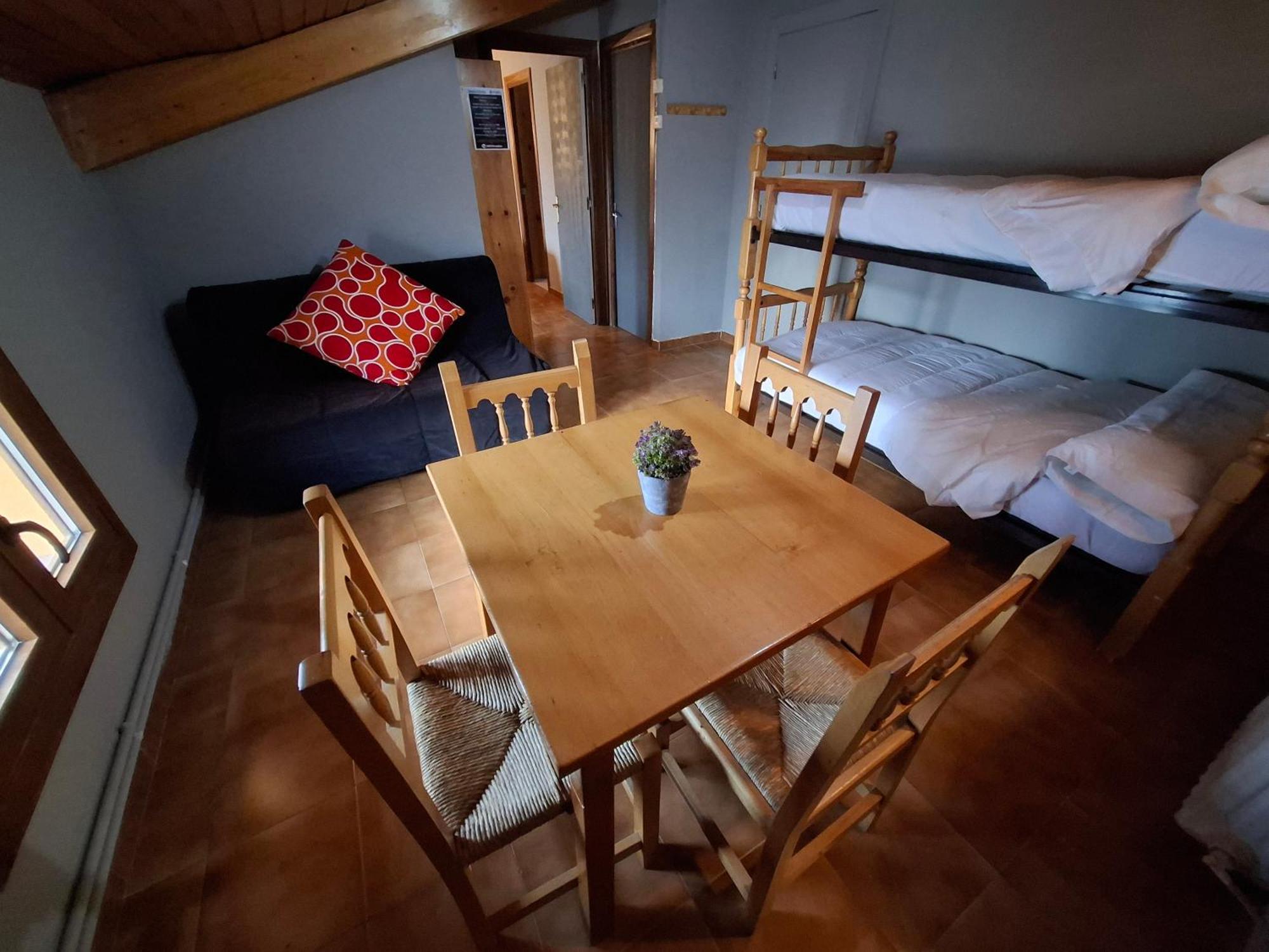 Hostal Casa Pirineus & Deportes De Aventura Baró Exterior foto